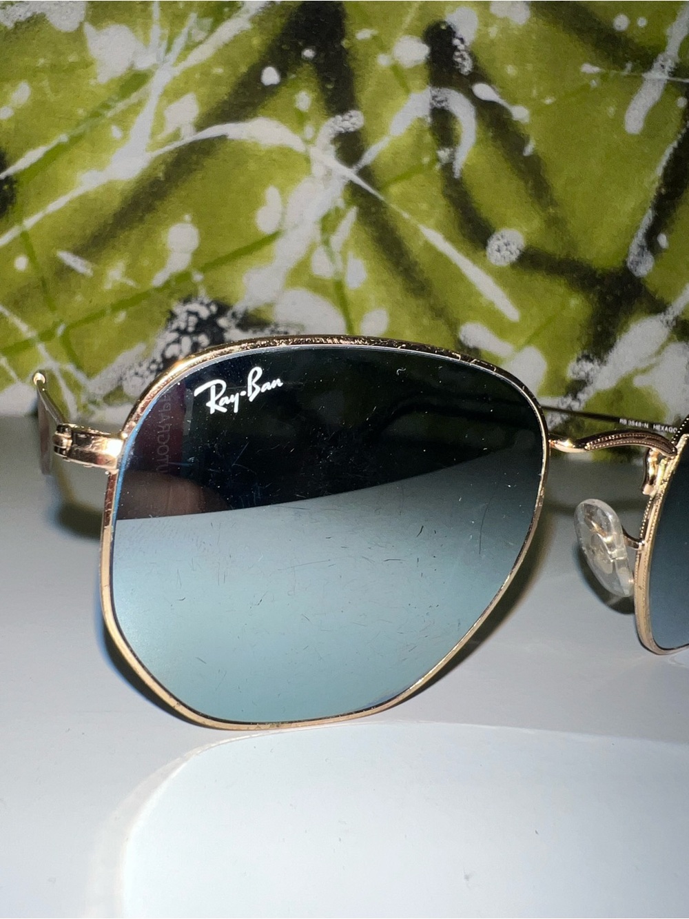 Ray-Ban Women's Gold Frame Sunglasses with mirrored Lenses - Picture 5 of 6